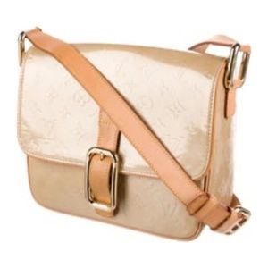 Louis Vuitton Messenger Bag